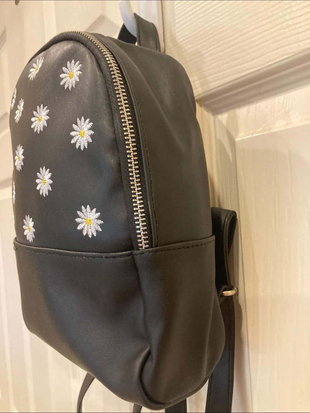 art class Black Mini Backpack with White Daisy Embroidery
